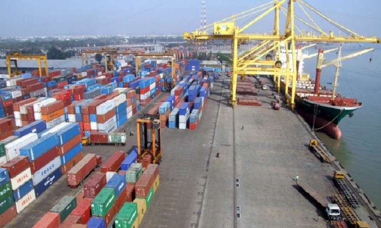 Container transport at Chittagong port over 3 million.